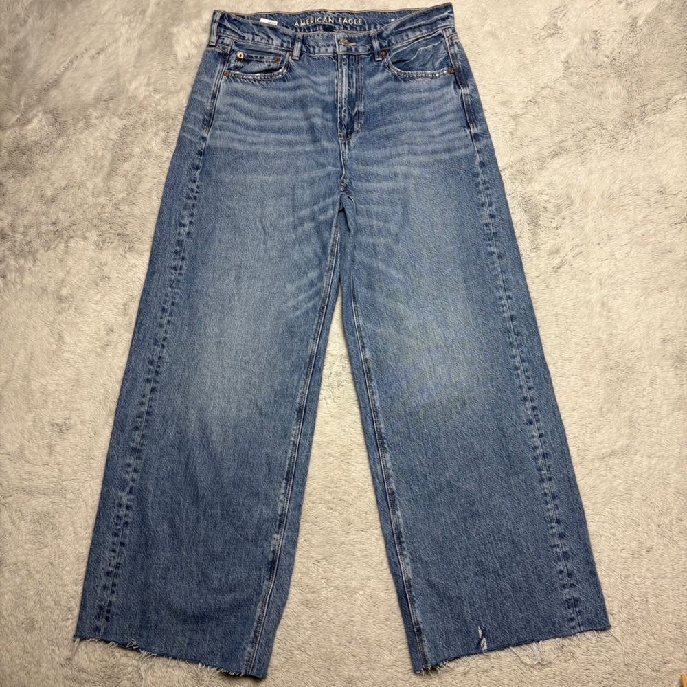 American Eagle Super High Rise Baggy Wide Leg Jean 8 Lightweight 
Loose READ‎
